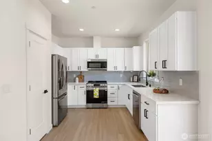 11014 6th Ave W, Everett, WA 98204 - Photo 5