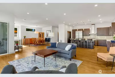 9719 Lake Shore Boulevard NE, Seattle, WA 98115 - Photo 11