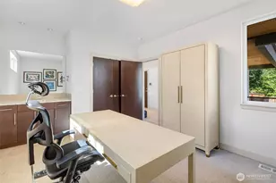 9719 Lake Shore Blvd NE, Seattle, WA 98115 - Photo 27
