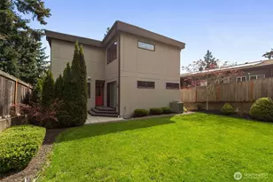 9719 Lake Shore Blvd NE, Seattle, WA 98115 - Photo 33