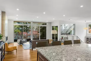 9719 Lake Shore Blvd NE, Seattle, WA 98115 - Photo 17