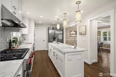 2650 79th Avenue NE, Medina, WA 98039 - Photo 11