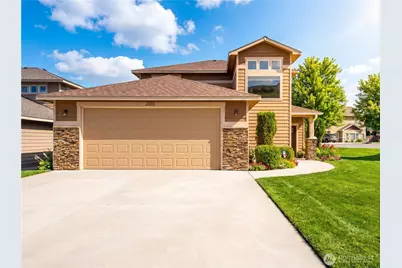 2015 Woodridge Street, Wenatchee, WA 98801 - Photo 1