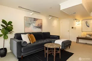 2332 45th Ave SW, Seattle, WA 98116 - Photo 19