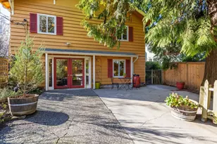 2332 45th Ave SW, Seattle, WA 98116 - Photo 21