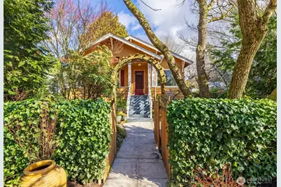 2332 45th Avenue SW, Seattle, WA 98116 - Photo 1