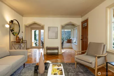 2332 45th Avenue SW, Seattle, WA 98116 - Photo 5