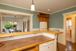 2332 45th Ave SW, Seattle, WA 98116 - Photo 11