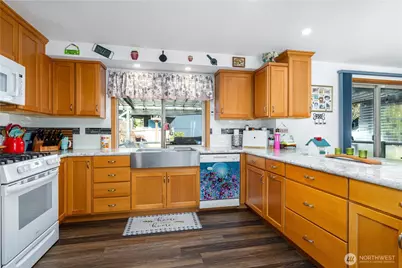 550 E Budd Drive, Shelton, WA 98584 - Photo 9