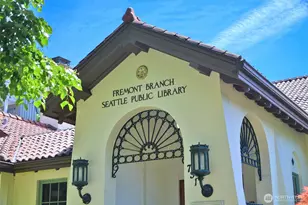 909 N 35th St, Seattle, WA 98103 - Photo 33