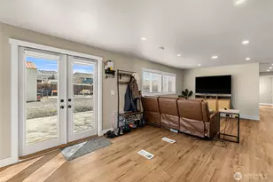 420 30th St NW, East Wenatchee, WA 98802 - Photo 11