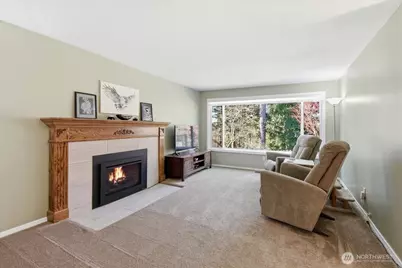 17035 136th Place SE, Renton, WA 98058 - Photo 3