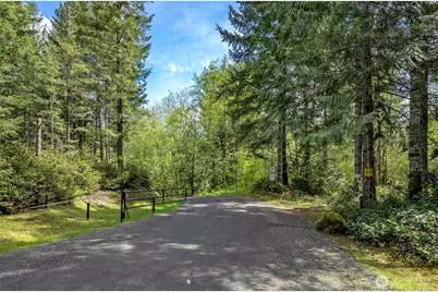 770 E April Avenue, Grapeview, WA 98546 - Photo 3