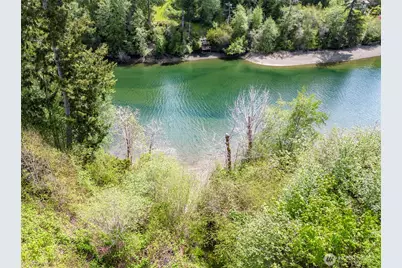 770 E April Avenue, Grapeview, WA 98546 - Photo 13