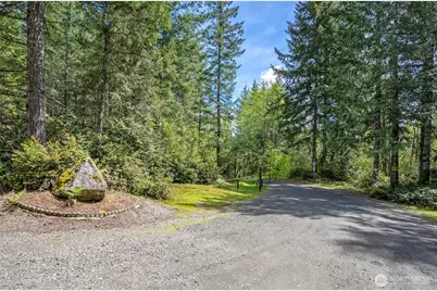 770 E April Avenue, Grapeview, WA 98546 - Photo 5