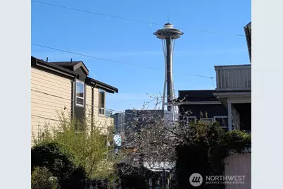 310 Aloha Street, Seattle, WA 98109 - Photo 3