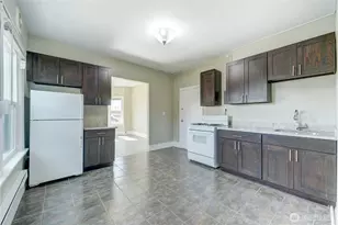 310 Aloha St, Seattle, WA 98109 - Photo 7