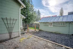 517 Lawson St, Sumas, WA 98295 - Photo 7
