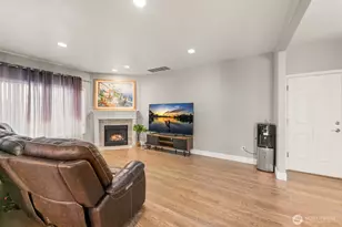 4218 NE 9th Cir, Renton, WA 98059 - Photo 7