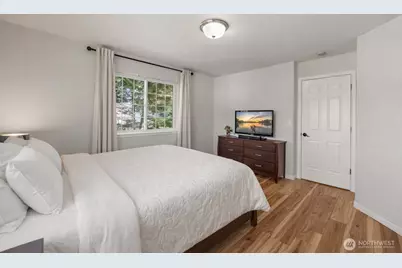 4218 NE 9th Cir, Renton, WA 98059 - Photo 23