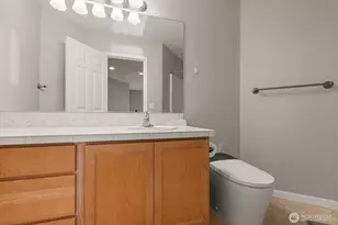 4218 NE 9th Cir, Renton, WA 98059 - Photo 11