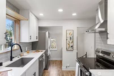 302 S Barton Street, Seattle, WA 98108 - Photo 15