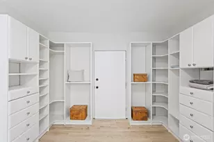 302 S Barton St, Seattle, WA 98108 - Photo 27