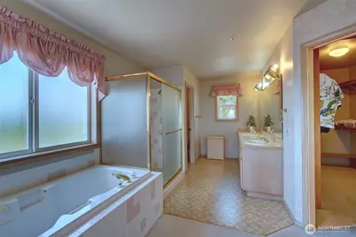 2907 Narrows Place, Tacoma, WA 98407 - Photo 27