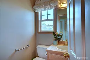 2907 Narrows Pl, Tacoma, WA 98407 - Photo 17