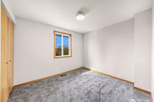 2832 St Clair, Bellingham, WA 98226 - Photo 7