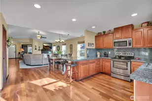 11426 178th Ave Ct E, Bonney Lake, WA 98391 - Photo 17