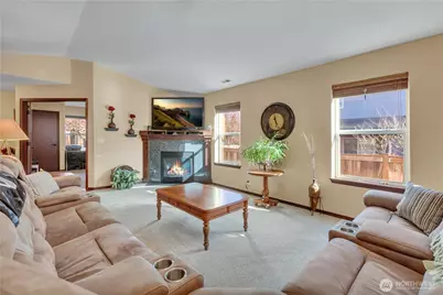 11426 178th Avenue Ct E, Bonney Lake, WA 98391 - Photo 7