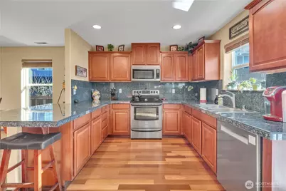 11426 178th Avenue Ct E, Bonney Lake, WA 98391 - Photo 15