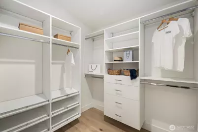 524 NE 89th Street #A, Seattle, WA 98115 - Photo 27