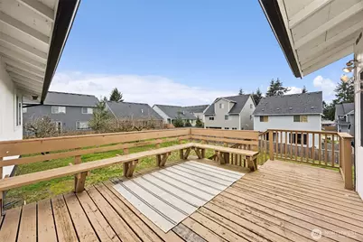 3810 180th St E, Tacoma, WA 98446 - Photo 11