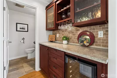 8424 East Side Drive NE, Tacoma, WA 98422 - Photo 17