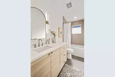 524 NE 89th Street #A, Seattle, WA 98115 - Photo 31