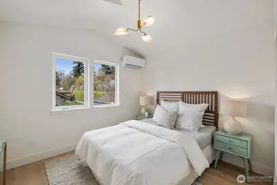 524 NE 89th Street #A, Seattle, WA 98115 - Photo 29