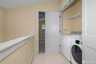 738 N 185th St, Shoreline, WA 98133 - Photo 31