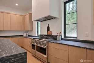 275 Island Blvd, Fox Island, WA 98333 - Photo 9