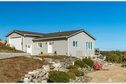 1387 Scenic Heights Road, Oak Harbor, WA 98277 - Photo 19