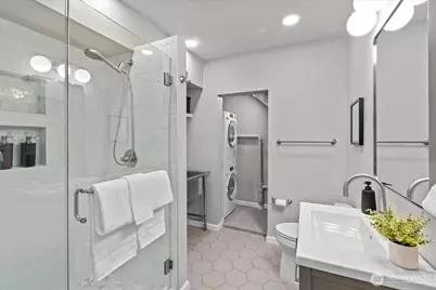16813 NE 33rd Street, Bellevue, WA 98008 - Photo 31