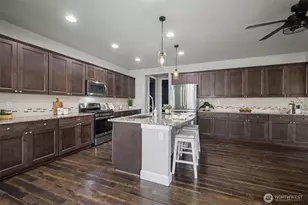 207 Fielding St NE, Orting, WA 98360 - Photo 11