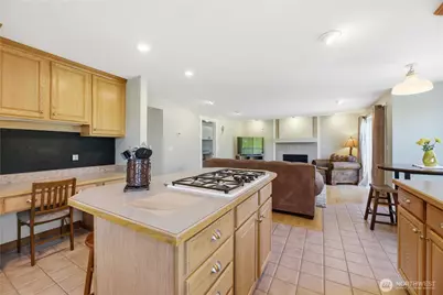 1705 26th Street Pl SW, Puyallup, WA 98371 - Photo 11