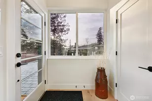 8810 41st Ave SW, Seattle, WA 98136 - Photo 5