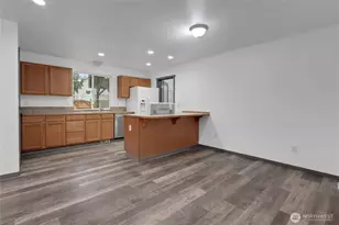 20121 115th St E, Bonney Lake, WA 98391 - Photo 9