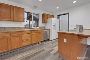 20121 115th St E, Bonney Lake, WA 98391 - Photo 13