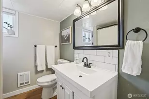 211 Ave F, Snohomish, WA 98290 - Photo 23