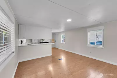 7614 NE Bothell Wy #11, Kenmore, WA 98028 - Photo 5