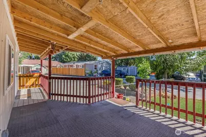 7614 NE Bothell Wy #11, Kenmore, WA 98028 - Photo 3